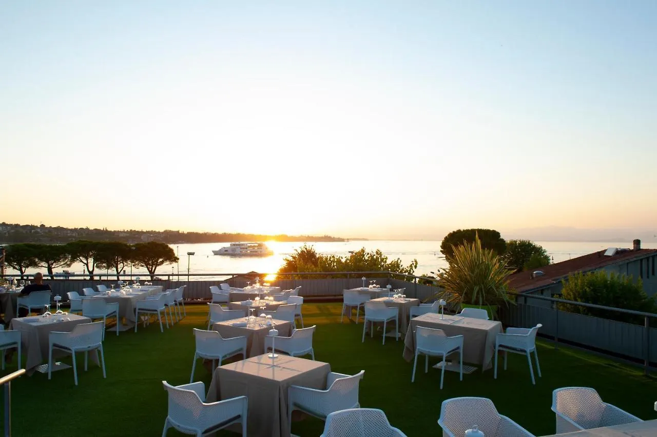 Hotel Al Fiore Lake Garda 3*, Peschiera del Garda