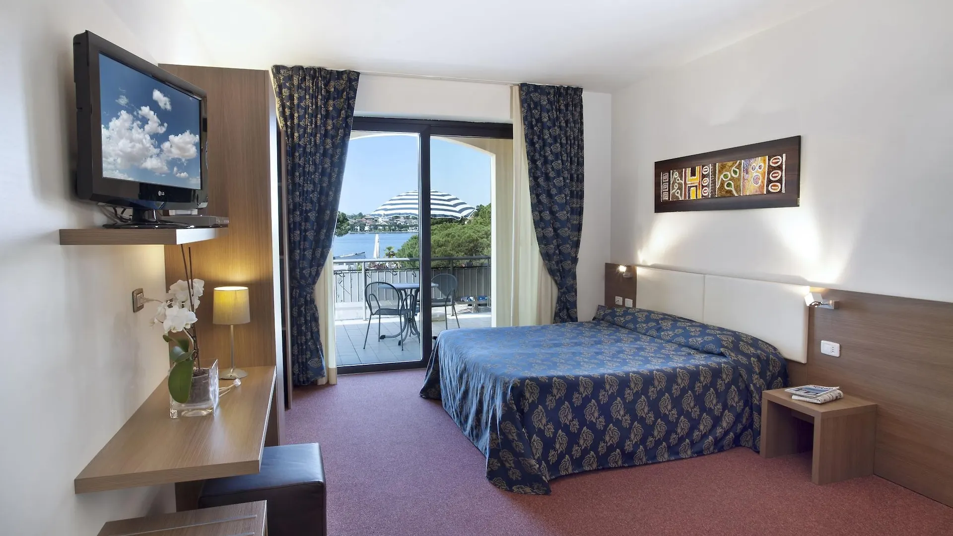Hotel Ristorante Al Fiore Peschiera del Garda 3*,